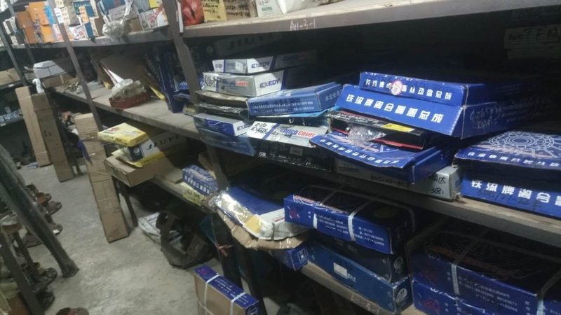 环保材质在汽车保养用品中的应用与对比